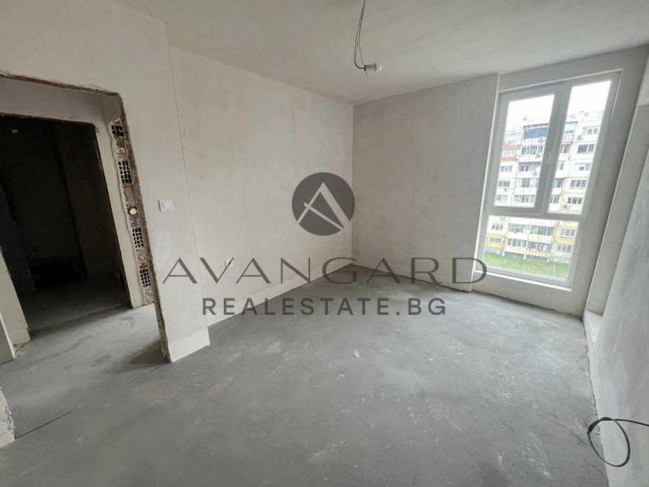 Продава се Тристаен апартамент в Пловдив, Тракия - 105 кв.м за 744 €/кв.м - Снимка #4