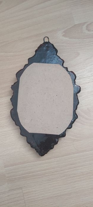 Oglindă în ramă turnată - obiect de colecție