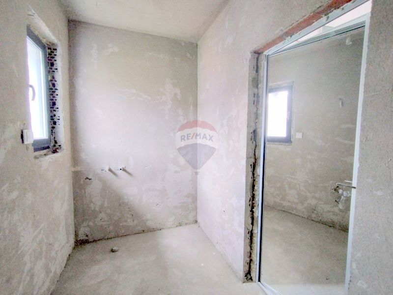 Продава се Многостаен апартамент в Варна, Виница - 125 кв.м за 2240 €/кв.м - Снимка #5