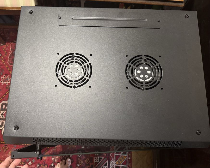 Vând rack dulap metalic pentru echipamente IT , DVR