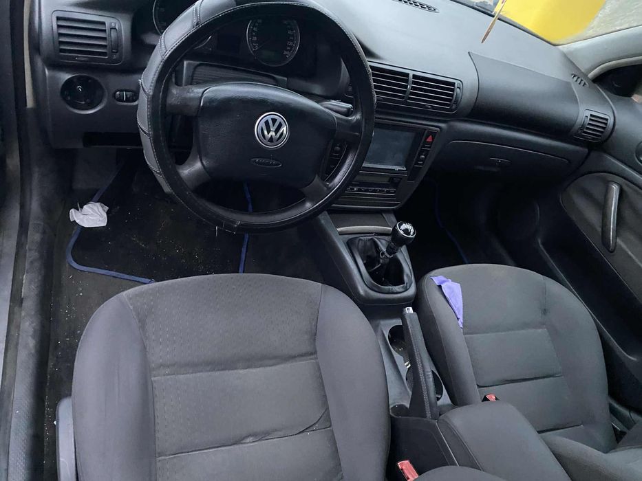 Vând urgent vw Passat 1,9 diesel !!!