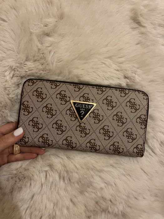 Луксозни дамски портмонета (с кутия)