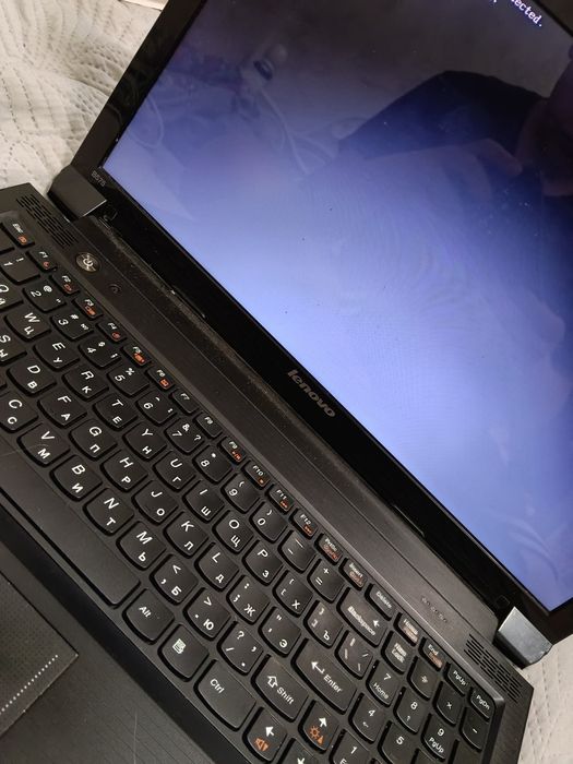 Продается ноутбук Леново