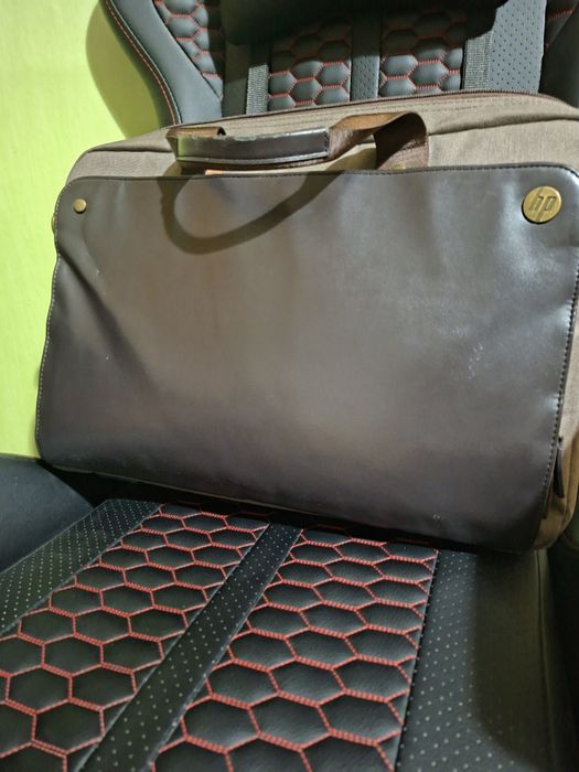 Продавам лаптоп HP