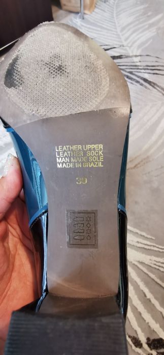 Дамски обувки, естествен лак в петрол и черно, 39 номер