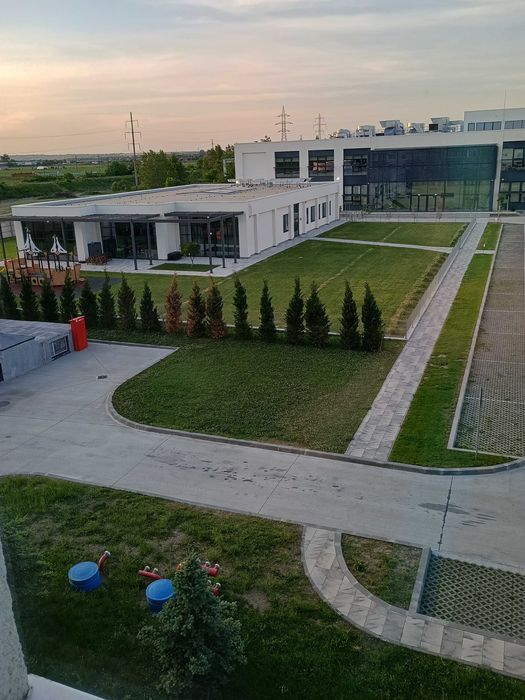 Inchiriez apartament Fiald Bacau, complet mobilat