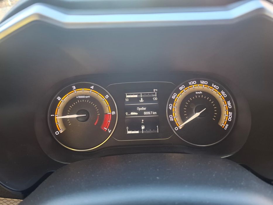 Продам машину lada vesta