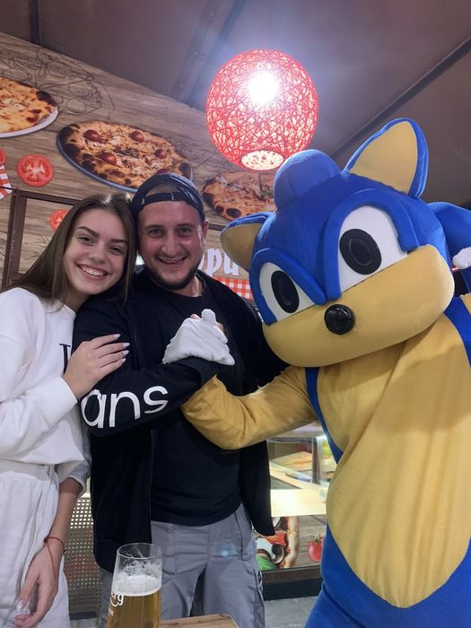 Аниматор Соник костюм-маскот