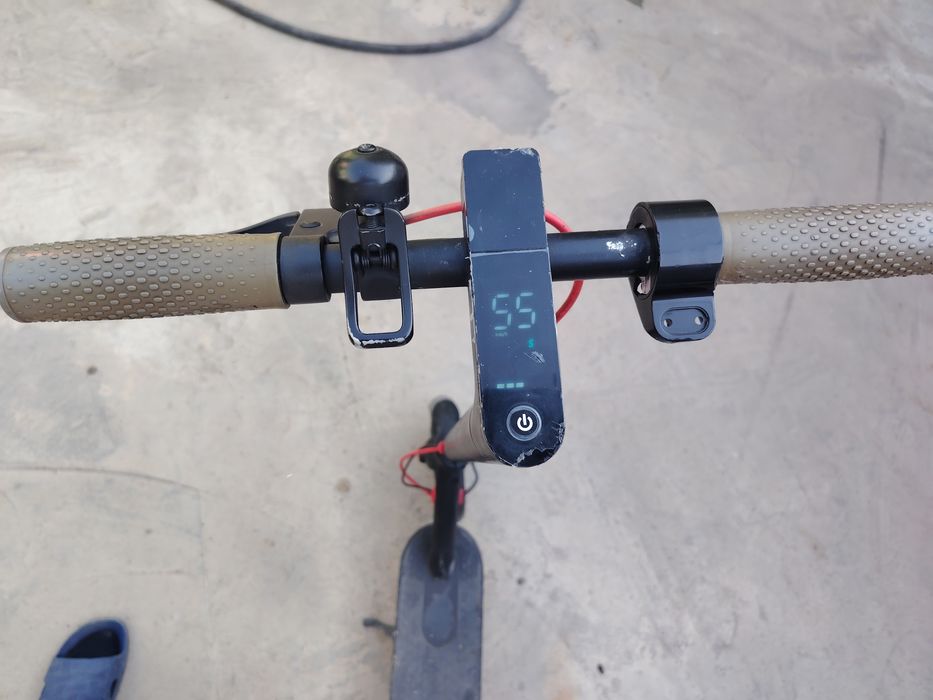 Продам самокат сяоми м 365 про