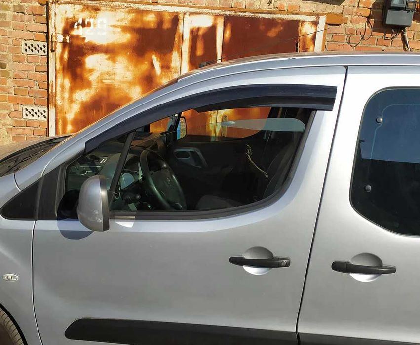 Ветробрани vetrobrani Berlingo Partner Rifter Jumpy Expert 2бр