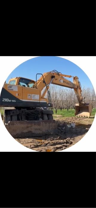 Hyundai 210 эксковатор