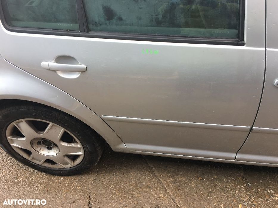 Usa / Portiera Dreapta Spate VW Bora Berlina / Hatchback 1998 - 2005 cod culoare LA7W