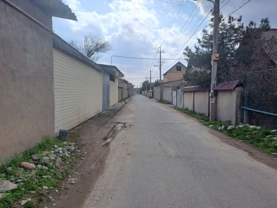 Яшнабадский р-н! Про-ся 6-соток земельный участок под строительство