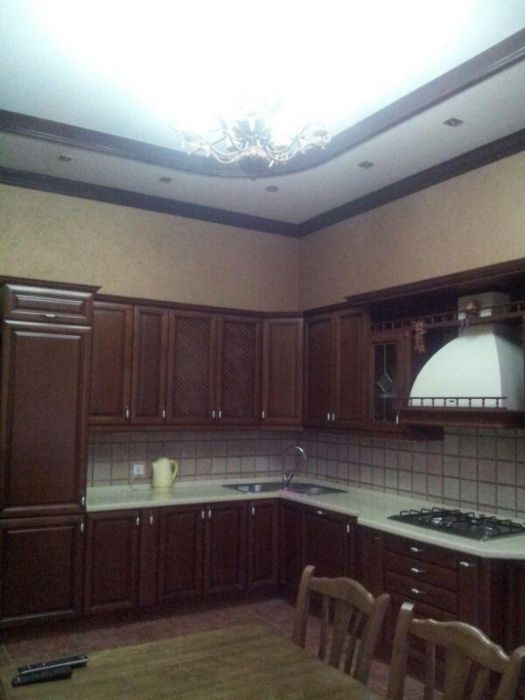 Сдаётся в аренду дом 4 соток 6 комнаты евростиль.