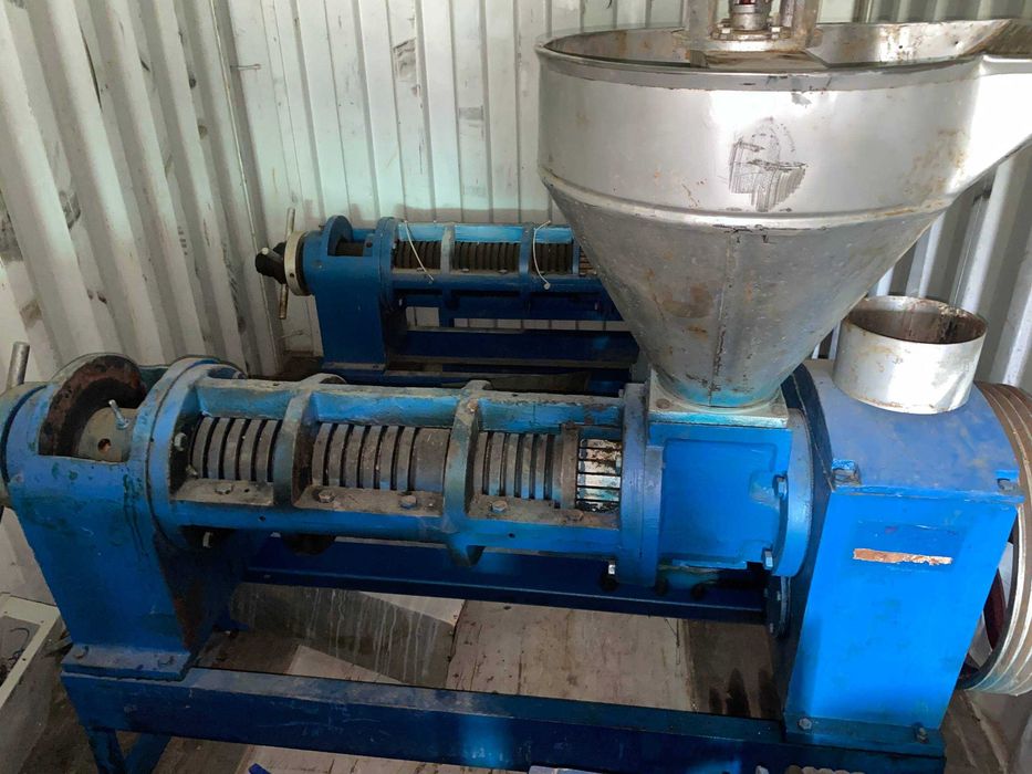 Masla press yog' press Xalodniy maslo press 10 tonna sutka