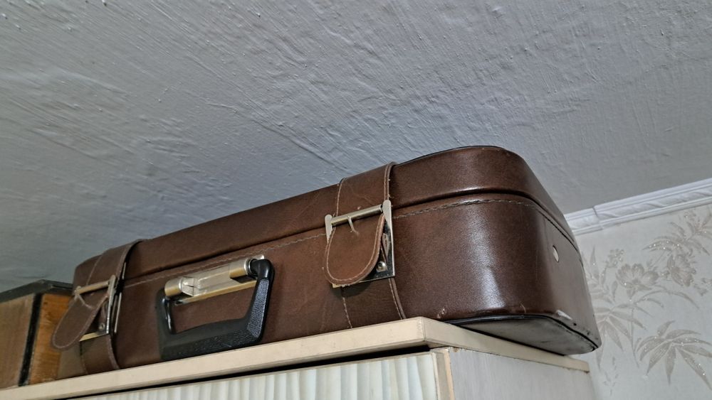 Чемоданы  из СССР .