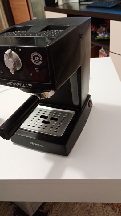 Vând mașină cafea Picasso!