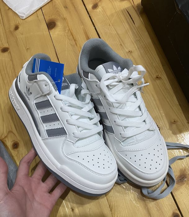 Адидас форумы серые