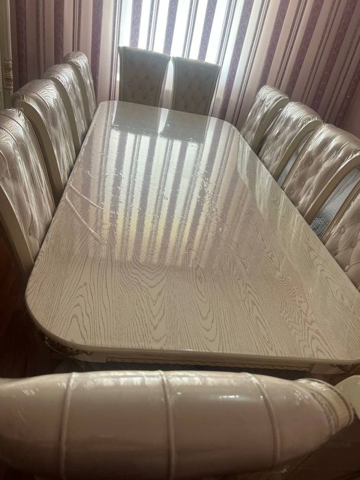 Стол стул сотилади