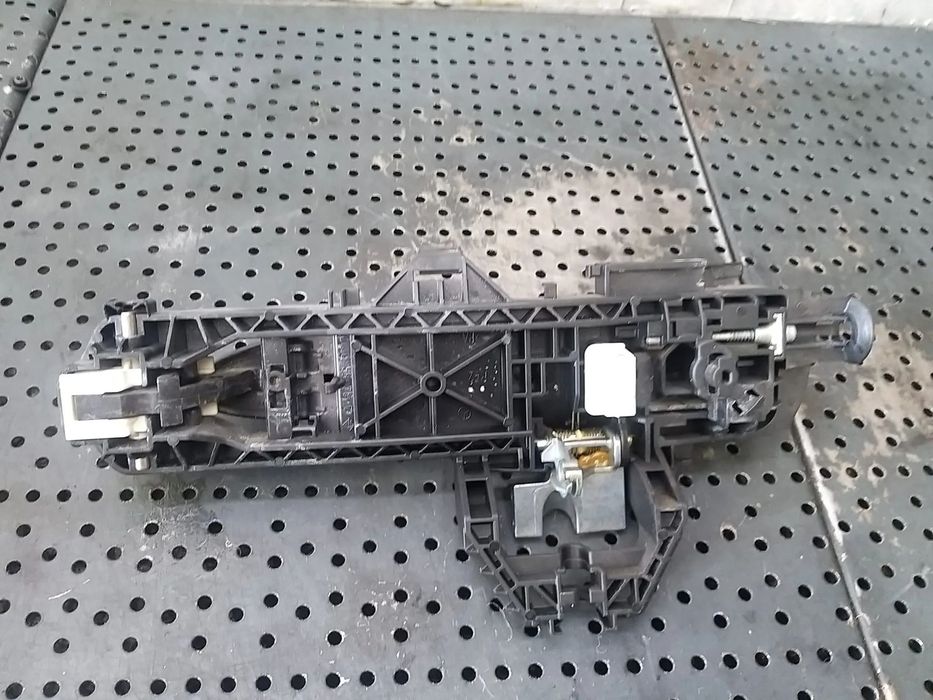 Maner usa dreapta fata mercedes c class w204 a2042600834 970559100