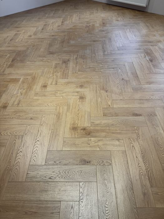 Укладка ламината,укладка паркета,реставрация и шлифовка паркета!