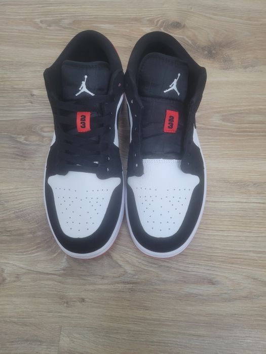 Кроссовки Nike Air Jordan 1