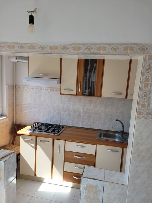 Apartament cu 3 camere Suceava zona Universități