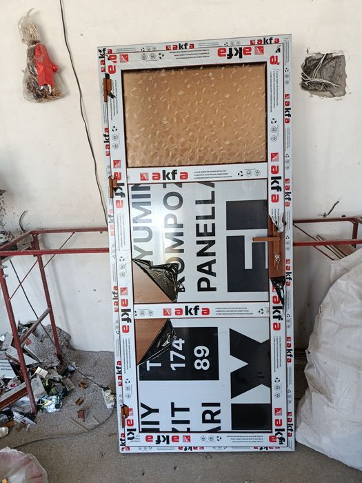 Akfa eshik va romlar