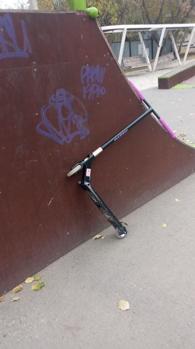 Продам самокат с декой 5.0