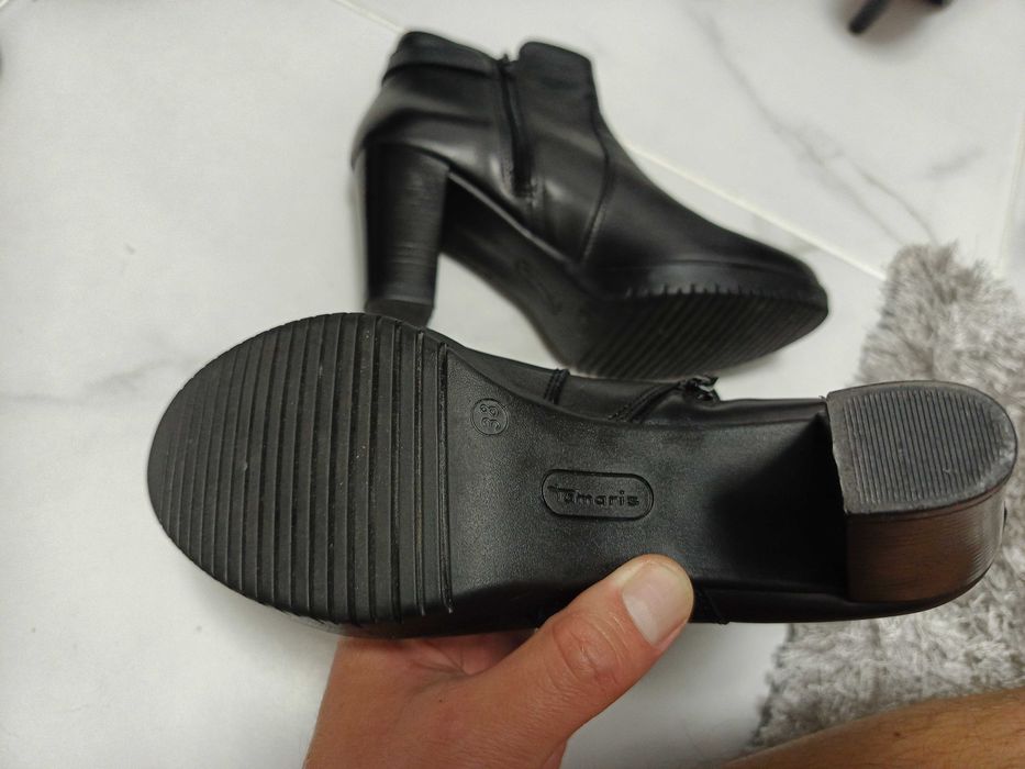 Ghete piele veritabila Tamaris 38