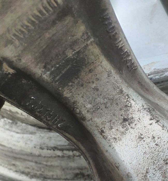 Джанти OZ Vulcan 4x100 R15/ET37/7J