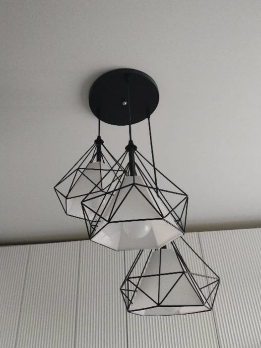 Продам люстру.,.