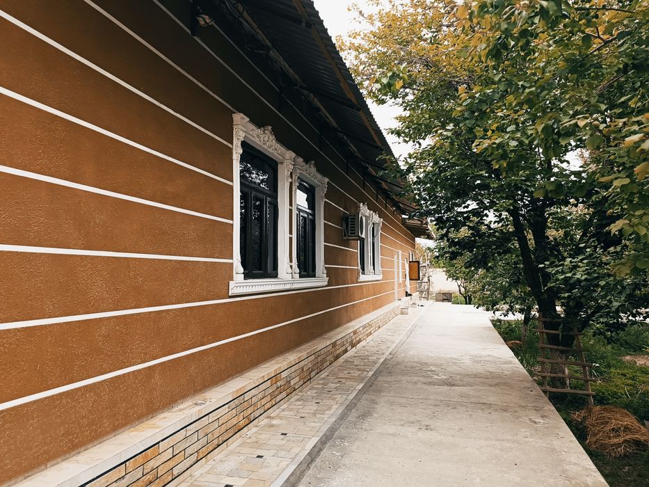 Hovli sotiladi/продаётся дом 2 etajli Yevro remont 35 suth