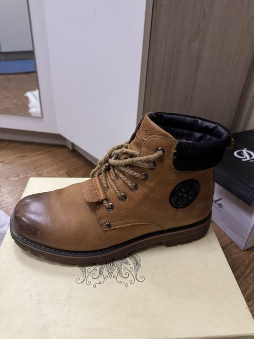 Продается зимняя обувь