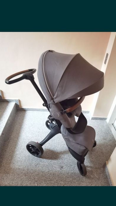 Бебешка количка Stokke