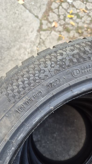 Зимни гуми Continental 205/55/17 DOT 3722