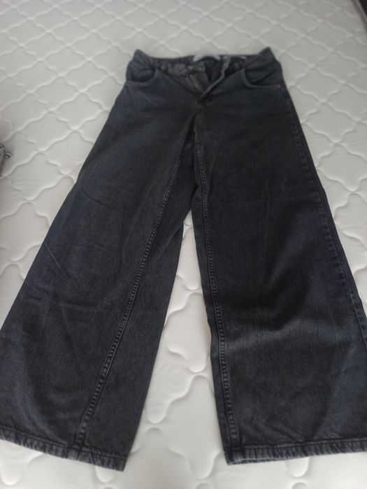 Дънки Bershka EUR 38
