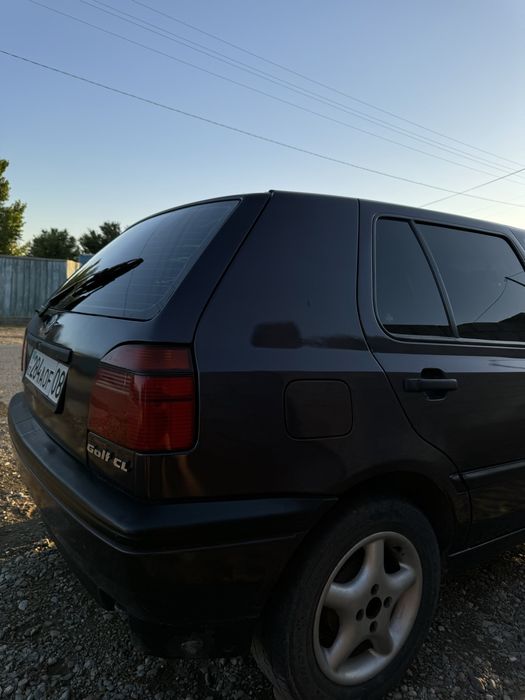 Volkswagen Golf 3,1993 газ-бензин