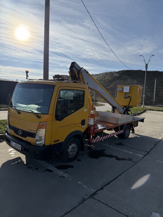 Nacelă Nissan Cabstar 16m