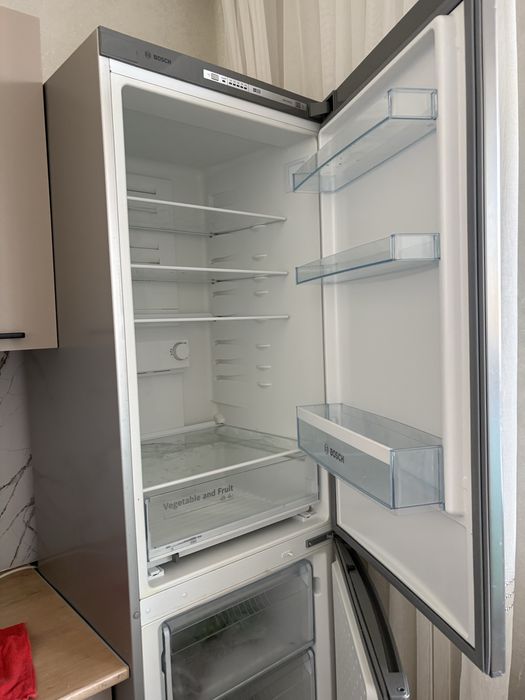 Продам холодильник