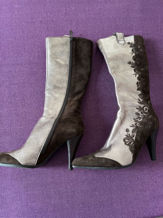 Дамски богуши с ток