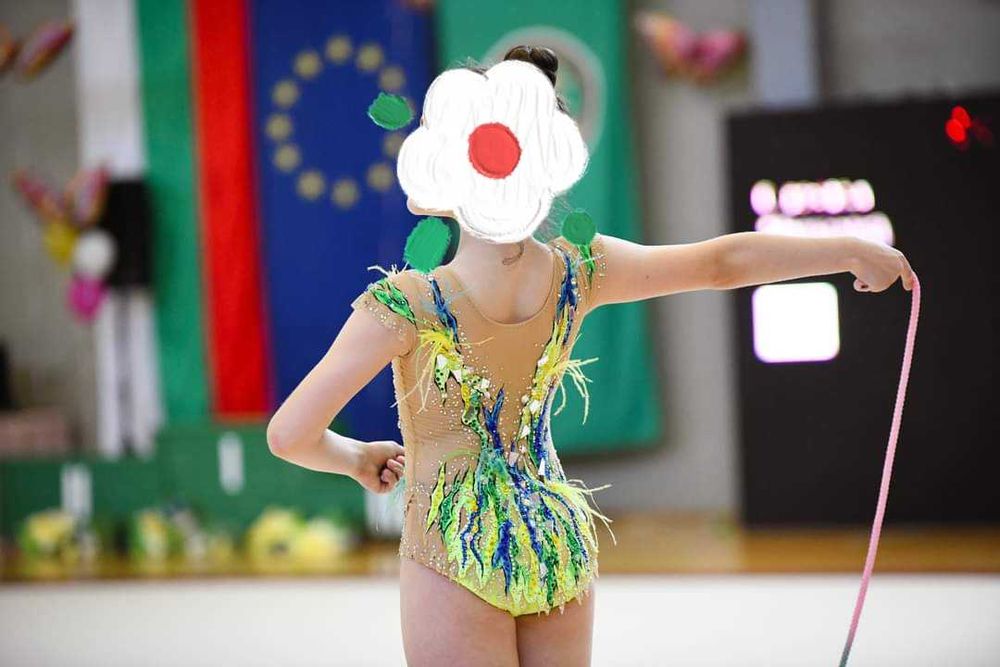 Трика за художествена гимнастика