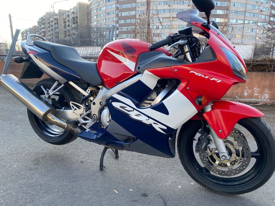 Vand honda Cbr f4i