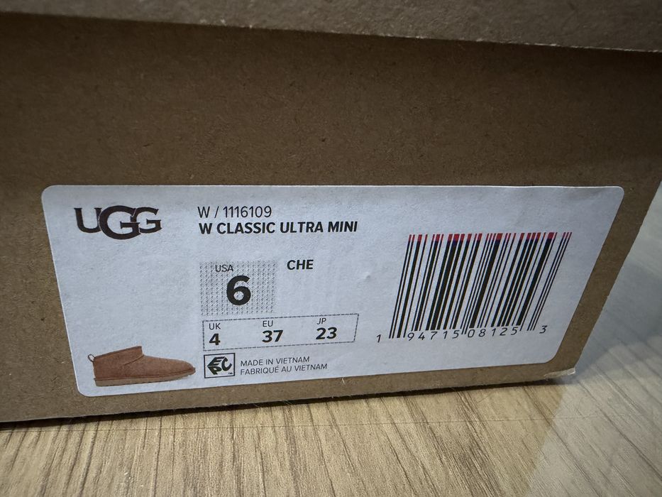 Ugg clasic ultra mini marimea 37