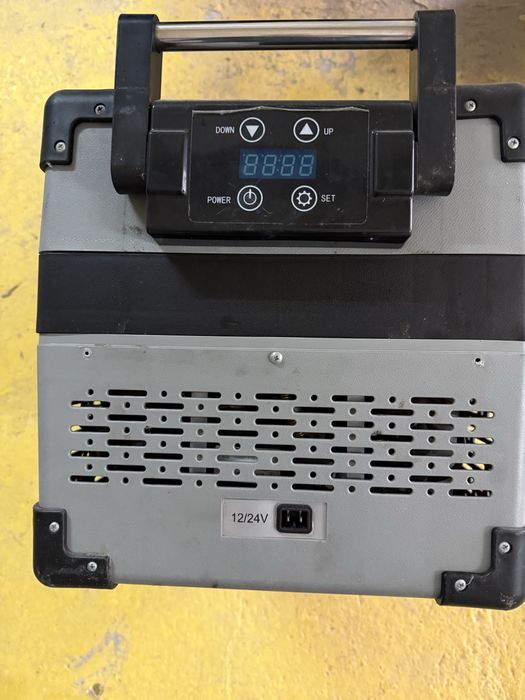 Преносим хладилник