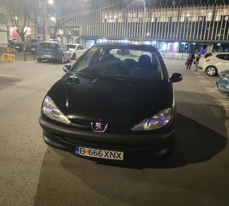Vând Peugeot 206 coupe 1.4 diesel
