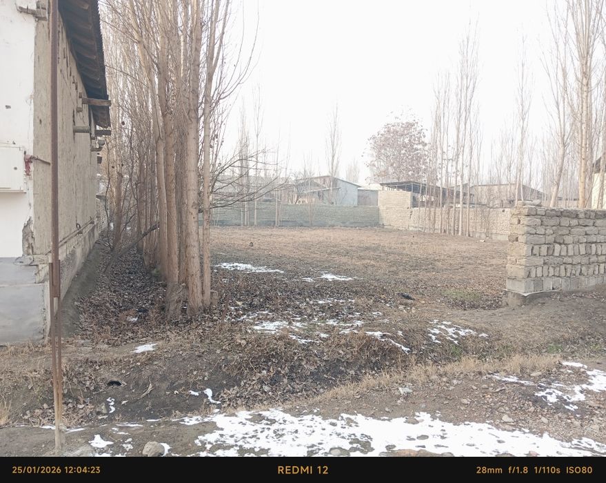 Uchastka sotiladi maydoni 8 soth