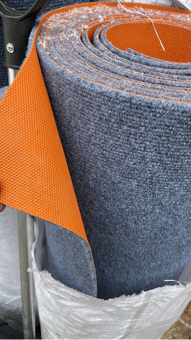 Ковролин, коврик щетинистый