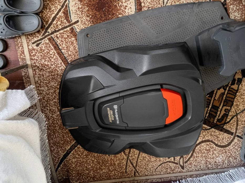Чисто нова робот-косачка Husqvarna Automower 420 (Пълен комплект)