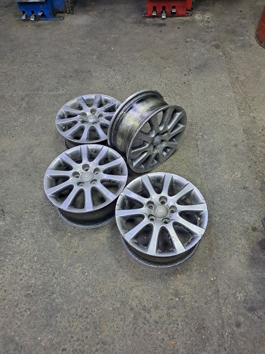 Продам литые диски на камрии 16 размер хор тех сомт